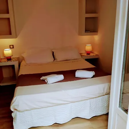 La Berceau De Bernadette - Bernadette's Cradle - Near Bernadette'house Bed & Breakfast 3*