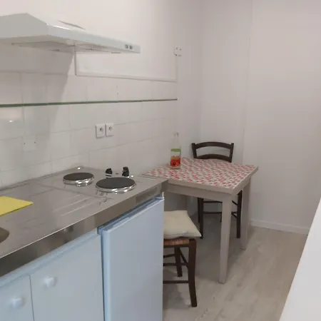 Bed & Breakfast La Berceau De Bernadette - Bernadette's Cradle - Near Bernadette'house 3*