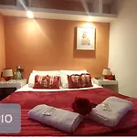 La Berceau De Bernadette - Bernadette's Cradle - Near Bernadette'house Bed & Breakfast 3*