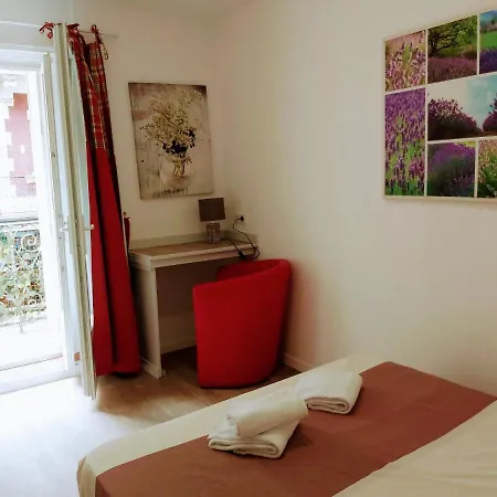 B&B La Berceau De Bernadette 2*