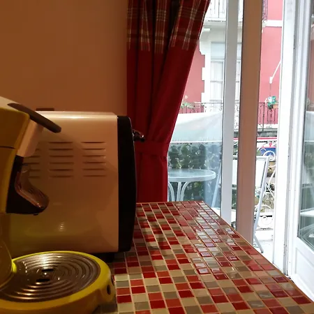 La Berceau De Bernadette - Bernadette's Cradle - Near Bernadette'house Bed & Breakfast 3*