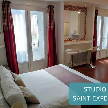 La Berceau De Bernadette - Bernadette's Cradle - Near Bernadette'house Bed and Breakfast 3*