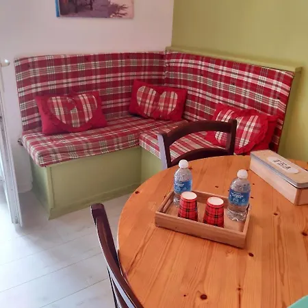La Berceau De Bernadette - Bernadette's Cradle - Near Bernadette'house Bed & Breakfast