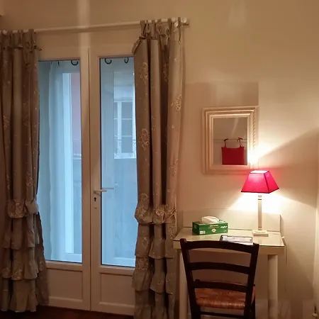 La Berceau De Bernadette B&B 루르드