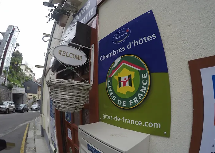 La Berceau De Bernadette - Bernadette's Cradle - Near Bernadette'house Bed & Breakfast Lurdy