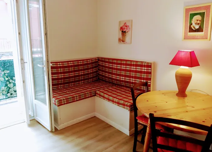 La Berceau De Bernadette - Bernadette's Cradle - Near Bernadette'house Bed & Breakfast Lurdy