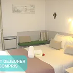 La Berceau De Bernadette - Bernadette's Cradle - Near Bernadette'house 3* Lourdes
