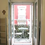 Bed & Breakfast La Berceau De Bernadette - Bernadette's Cradle - Near Bernadette'house