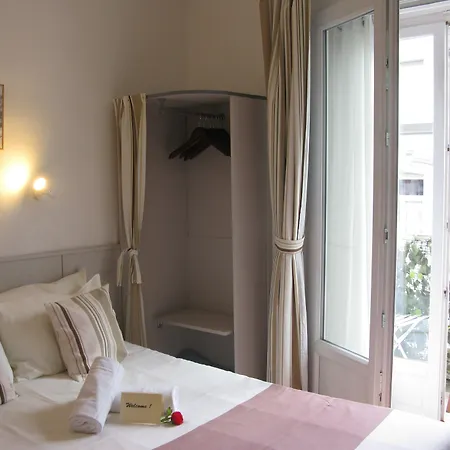 Au Berceau de Bernadette - Bernadette's cradle - Near Bernadette'House 3*