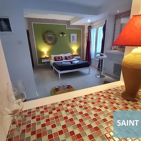 Bed & Breakfast Au Berceau de Bernadette - Bernadette's cradle - Near Bernadette'House