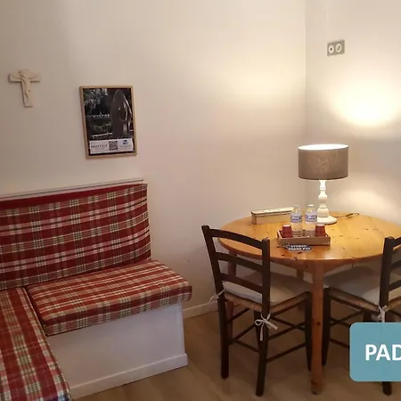 Au Berceau de Bernadette - Bernadette's cradle - Near Bernadette'House Bed & Breakfast 3*