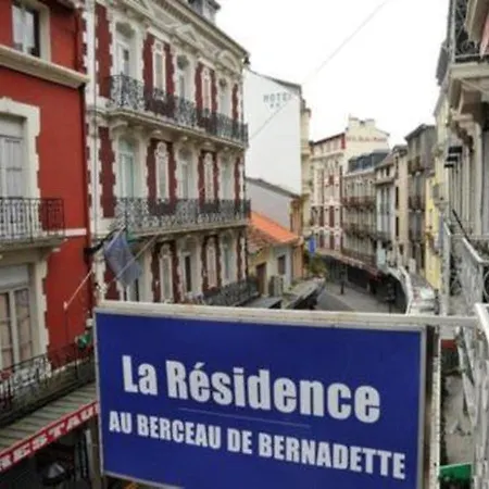 Bed & Breakfast Au Berceau de Bernadette - Bernadette's cradle - Near Bernadette'House Lourdes