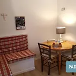 La Berceau De Bernadette - Bernadette's Cradle - Near Bernadette'house Bed & Breakfast 3*