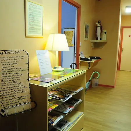 La Berceau De Bernadette - Bernadette's Cradle - Near Bernadette'house Отель типа 