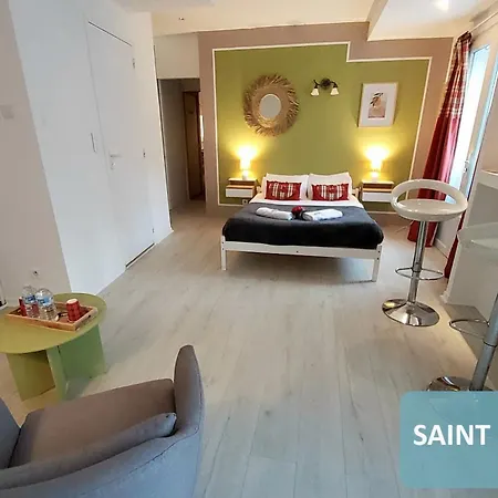 La Berceau De Bernadette - Bernadette's Cradle - Near Bernadette'house 3* לורדה