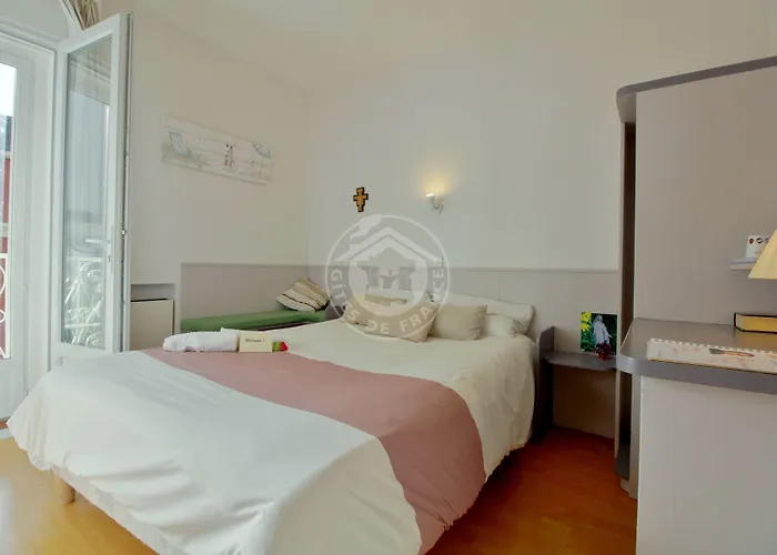 La Berceau De Bernadette - Bernadette's Cradle - Near Bernadette'house 3*