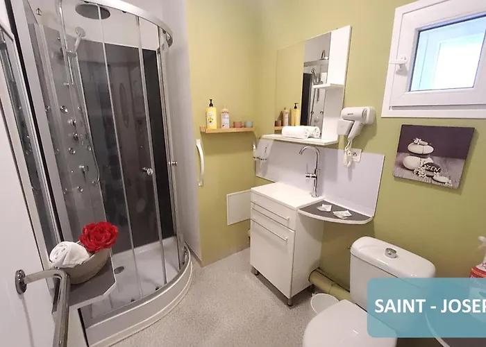 La Berceau De Bernadette - Bernadette's Cradle - Near Bernadette'house